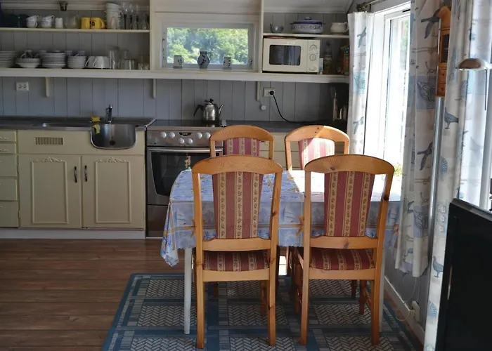 3 Bedroom Lovely In Lyngdal Korshamn (Vest-Agder)