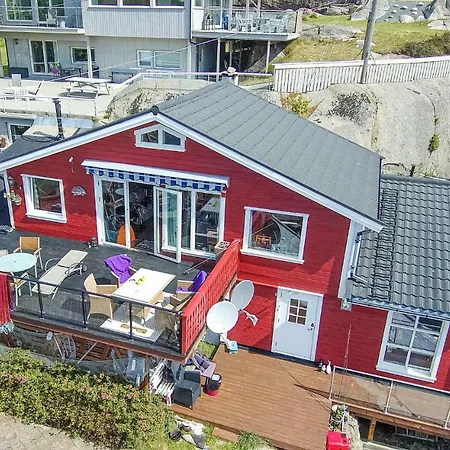 3 Bedroom Awesome Home In Lyngdal * Korshamn (Vest-Agder)