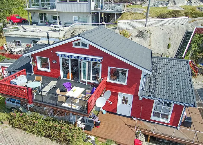 3 Bedroom Lovely In Lyngdal * Korshamn (Vest-Agder)